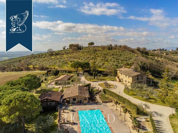 negozio in vendita ad Assisi in zona Santa Maria degli Angeli