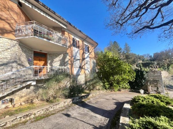 appartamento in vendita ad Assisi