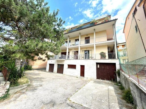 appartamento in vendita ad Assisi
