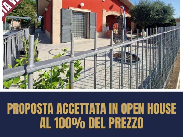 casa indipendente in vendita ad Assisi in zona Petrignano