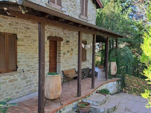 casa indipendente in vendita ad Assisi in zona Porziano
