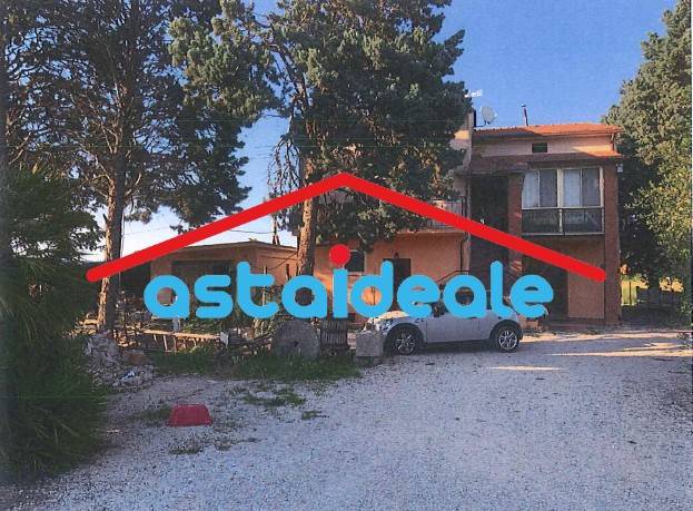 appartamento in vendita ad Assisi in zona Tordandrea