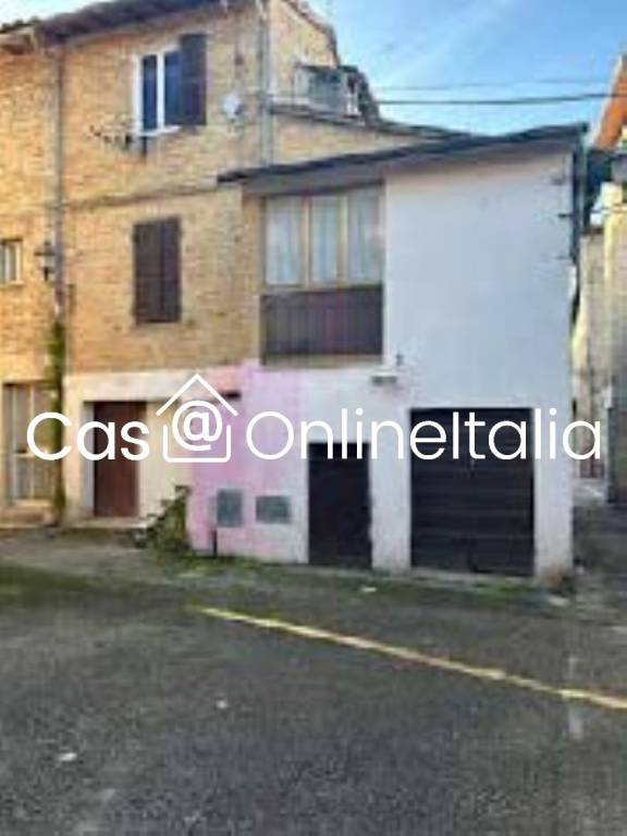 appartamento in vendita ad Assisi in zona Tordandrea