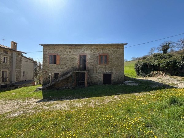 casa semindipendente in vendita ad Assisi