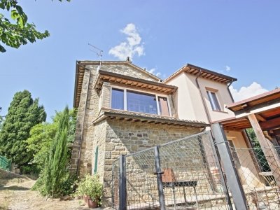 casa indipendente in vendita ad Assisi in zona Porziano