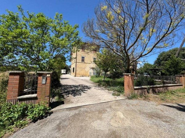 appartamento in vendita ad Assisi in zona Rivotorto