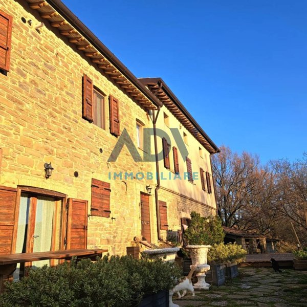 casa indipendente in vendita ad Assisi in zona Porziano