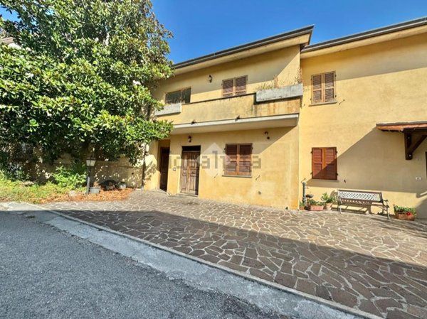 appartamento in vendita ad Assisi in zona Rivotorto