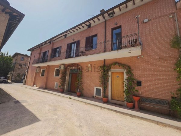 appartamento in vendita ad Assisi in zona Santa Maria degli Angeli