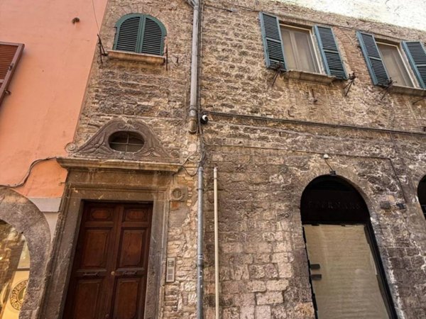 appartamento in vendita ad Assisi