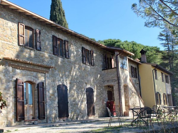 casa indipendente in vendita ad Assisi
