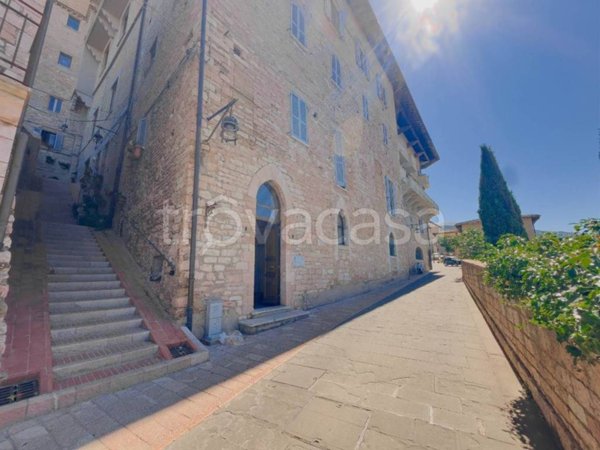 appartamento in vendita ad Assisi in zona Palazzo