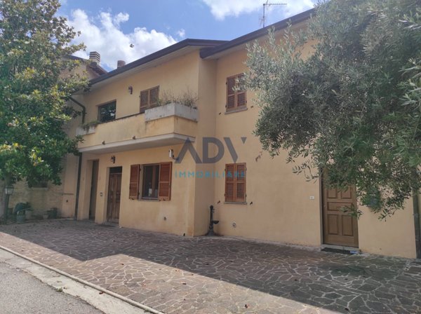 appartamento in vendita ad Assisi in zona Rivotorto