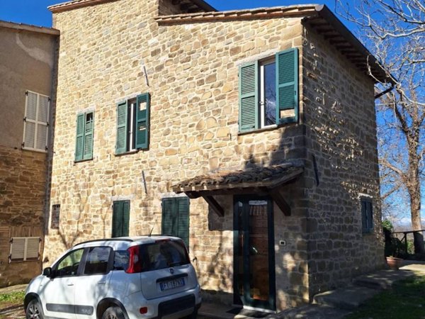 casa semindipendente in vendita ad Assisi in zona San Presto