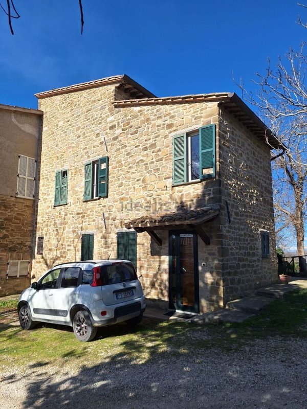 casa semindipendente in vendita ad Assisi in zona San Presto