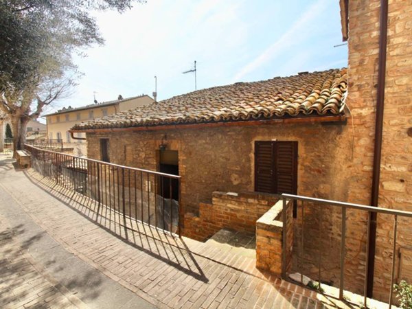 casa indipendente in vendita ad Assisi