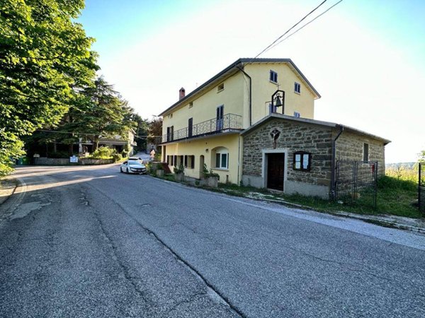 appartamento in vendita ad Assisi in zona Porziano