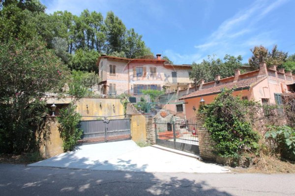 casa indipendente in vendita ad Assisi