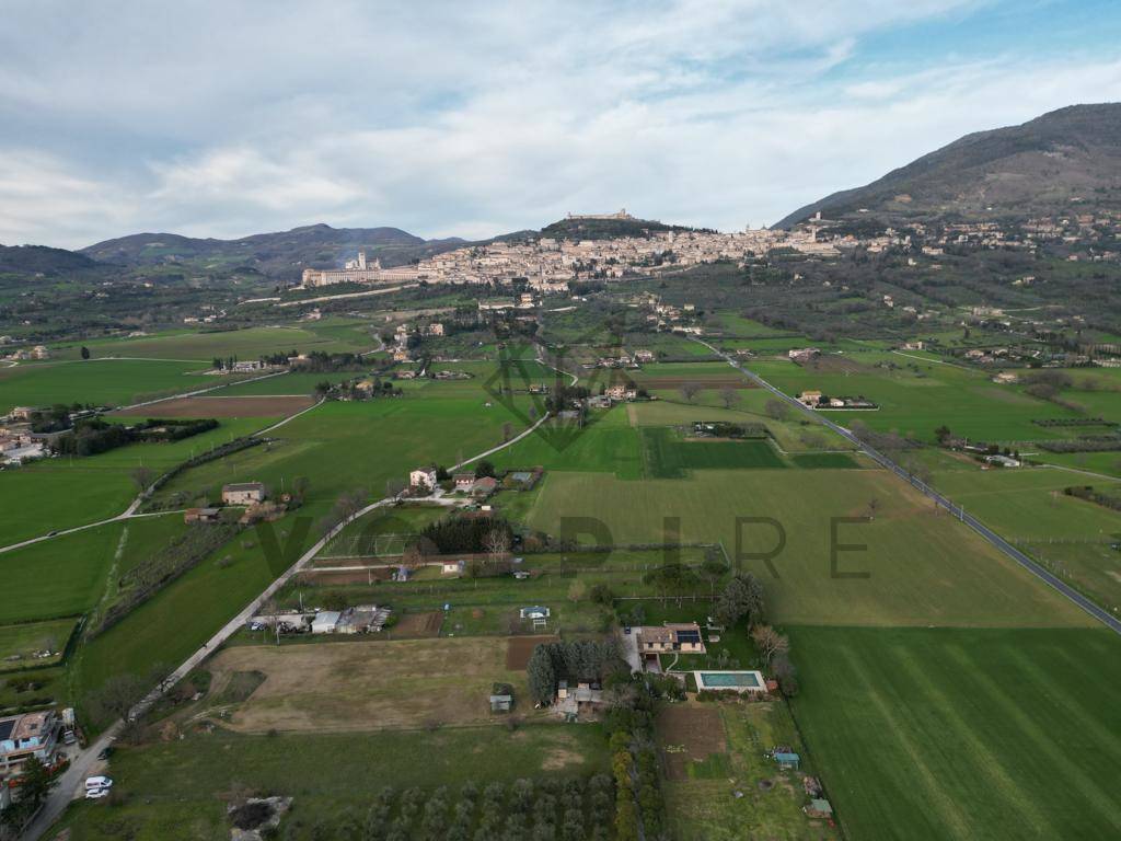 terreno edificabile in vendita ad Assisi in zona Santa Maria degli Angeli