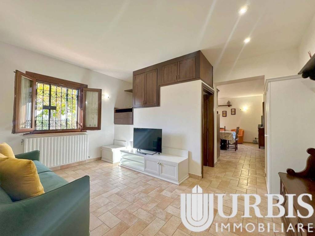 casa indipendente in vendita ad Assisi in zona Capodacqua