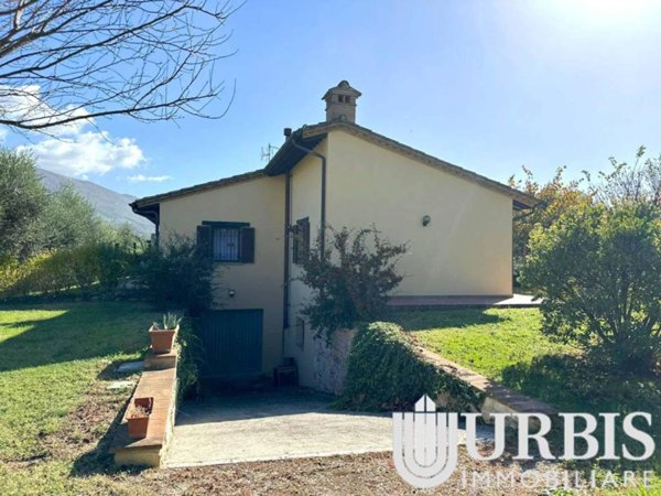 casa indipendente in vendita ad Assisi