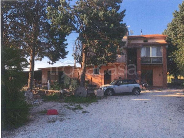 casa indipendente in vendita ad Assisi in zona Tordandrea
