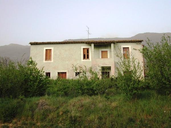 casa indipendente in vendita ad Assisi