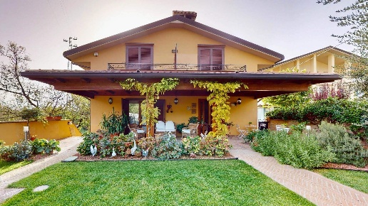 casa indipendente in vendita ad Assisi in zona Capodacqua