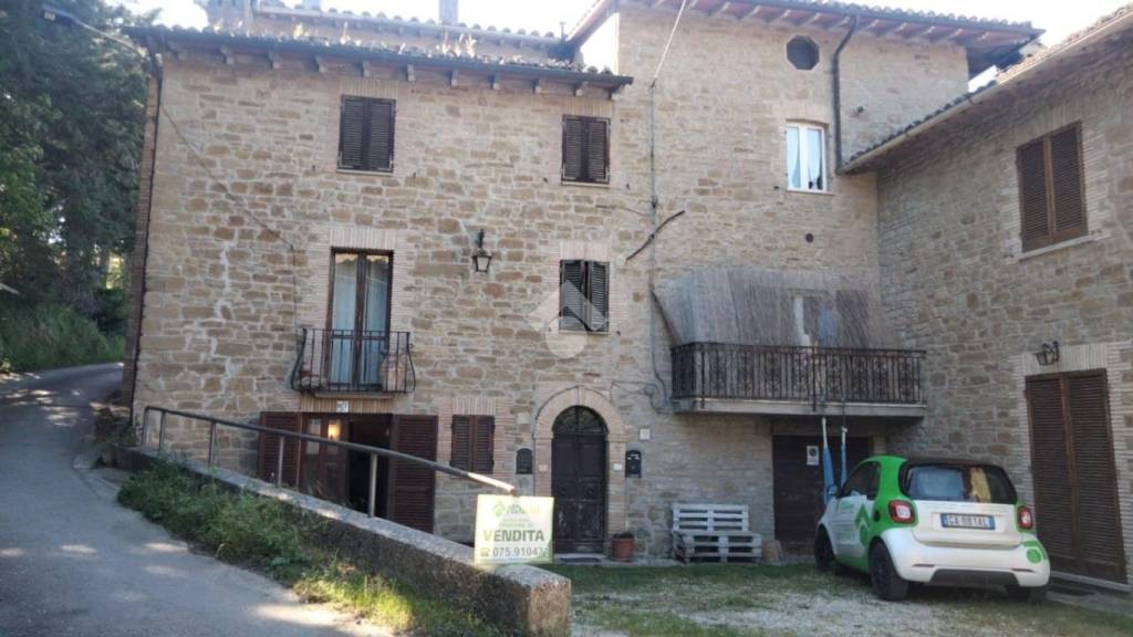 casa indipendente in vendita ad Assisi in zona San Presto
