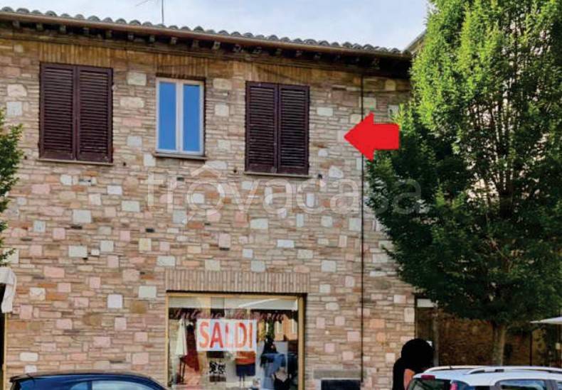 locale commerciale in vendita ad Assisi in zona Santa Maria degli Angeli