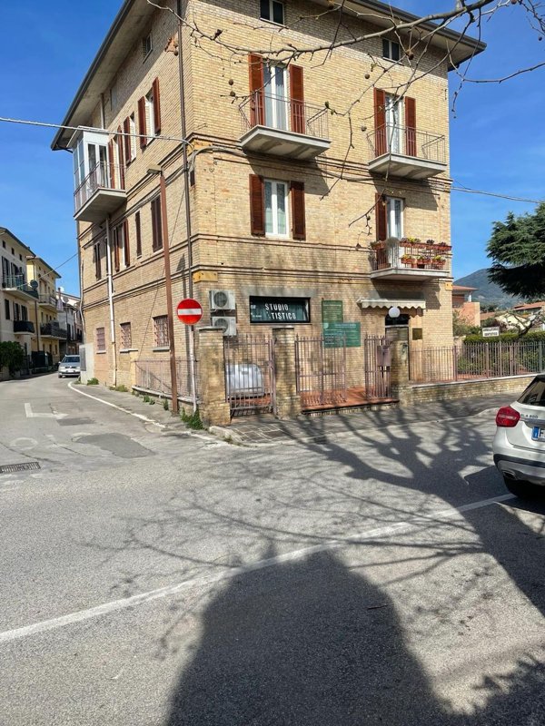 ufficio in vendita ad Assisi