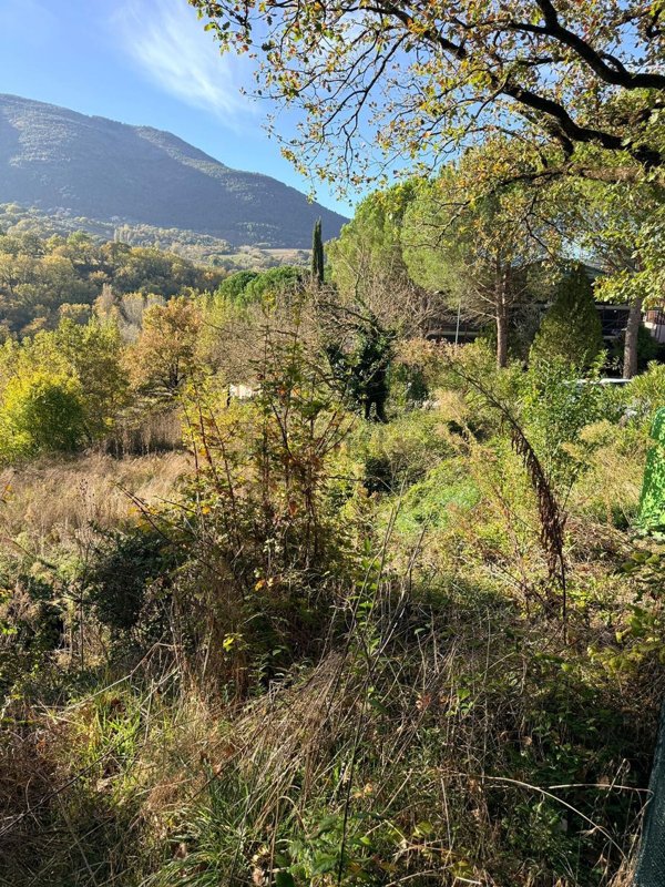 terreno edificabile in vendita ad Assisi