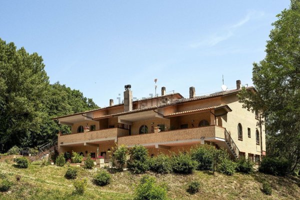 appartamento in vendita ad Assisi