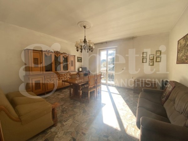 casa indipendente in vendita ad Assisi in zona Petrignano