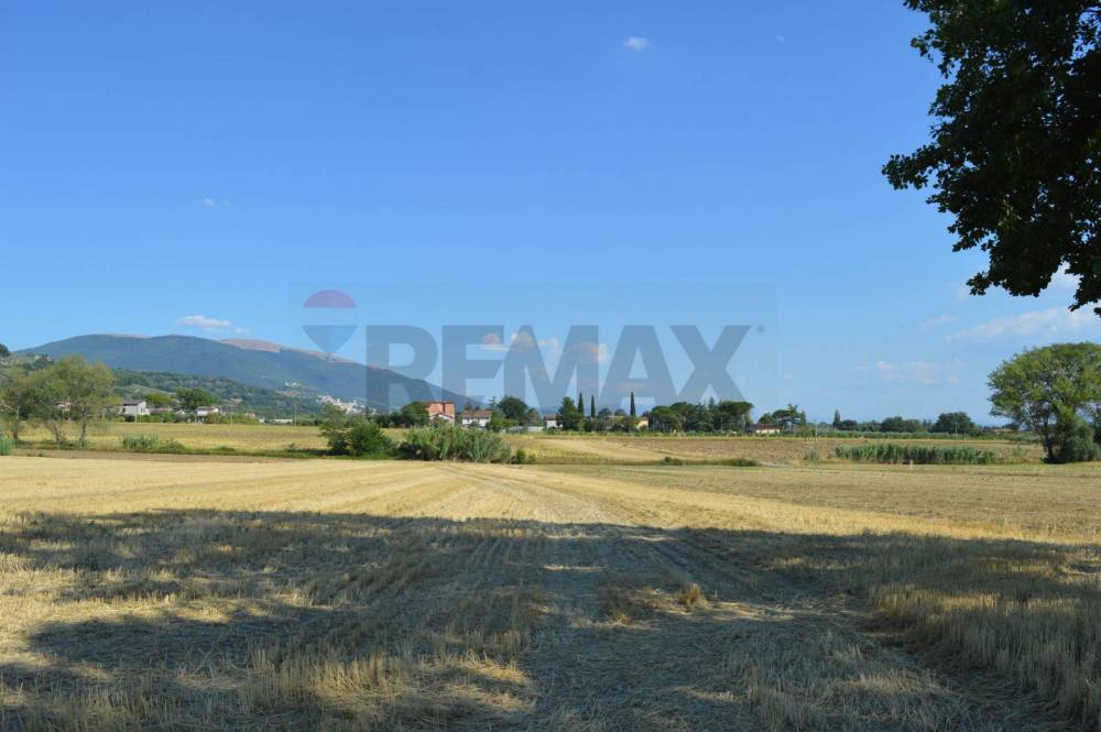 casa indipendente in vendita ad Assisi in zona Palazzo