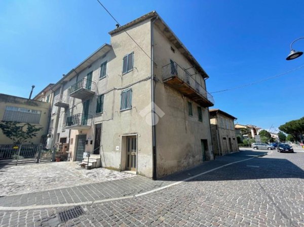 casa indipendente in vendita ad Assisi in zona Santa Maria degli Angeli