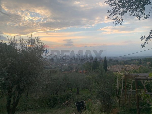 terreno edificabile in vendita ad Assisi in zona Viole
