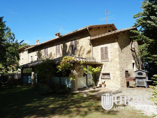 casa indipendente in vendita ad Assisi in zona Porziano