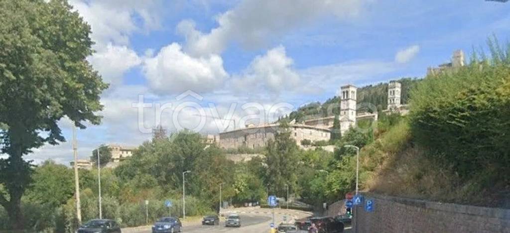 casa indipendente in vendita ad Assisi in zona Santa Maria degli Angeli