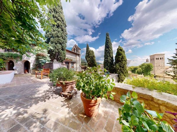 casa indipendente in vendita ad Assisi