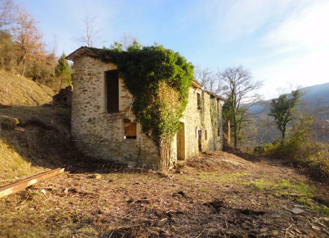 appartamento in vendita ad Assisi in zona Armenzano