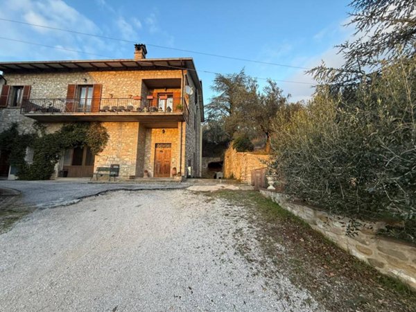 appartamento in vendita ad Assisi in zona Capodacqua