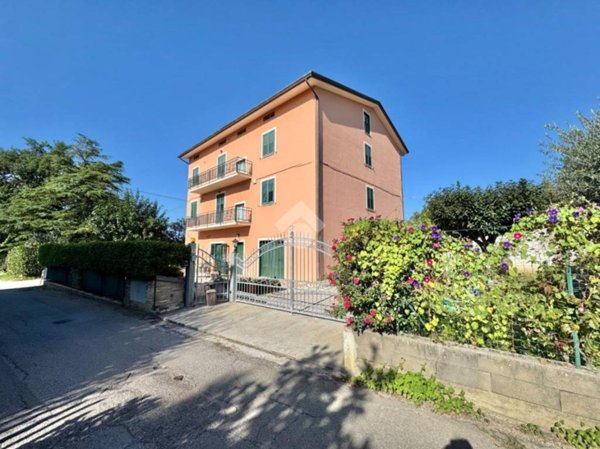 appartamento in vendita ad Assisi in zona Palazzo