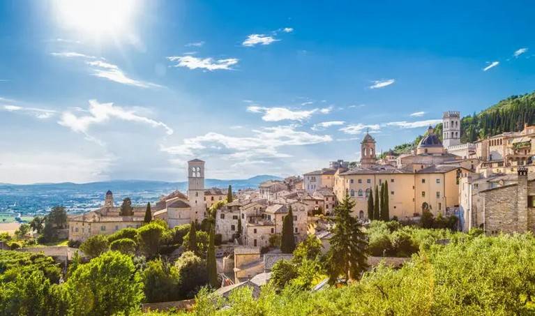 negozio in vendita ad Assisi