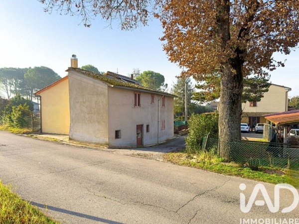 casa indipendente in vendita ad Assisi in zona Rivotorto