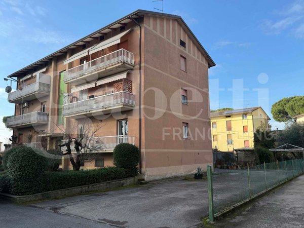 appartamento in vendita ad Assisi in zona Petrignano