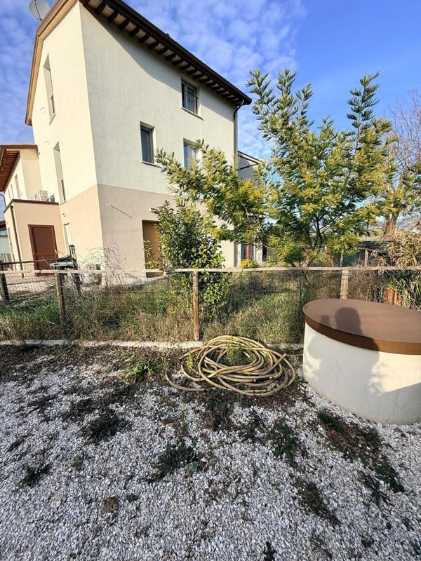 appartamento in vendita ad Assisi