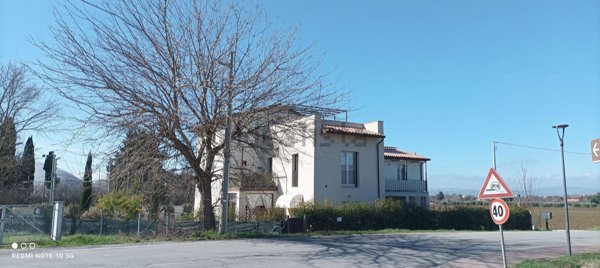 appartamento in vendita ad Assisi
