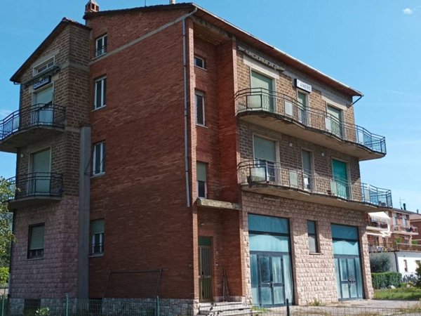 casa indipendente in vendita ad Assisi in zona Santa Maria degli Angeli