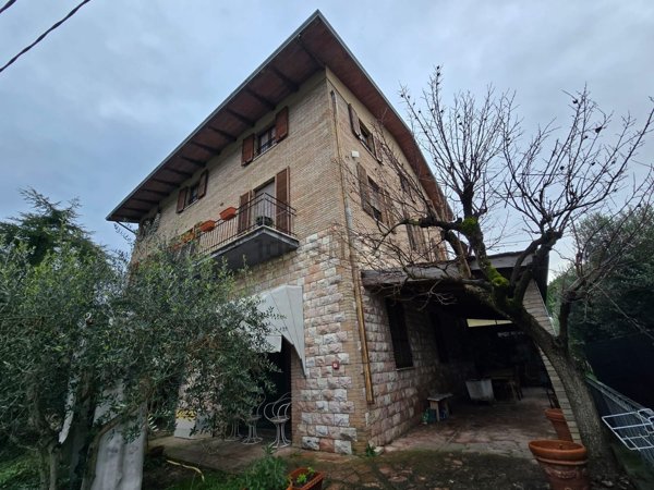 appartamento in vendita ad Assisi in zona Tordibetto